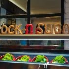 Bernuansa Shabby Chic, One Pose Cafe Surabaya Terlihat Manis dan Menggemaskan Cocok Untuk Spot Foto