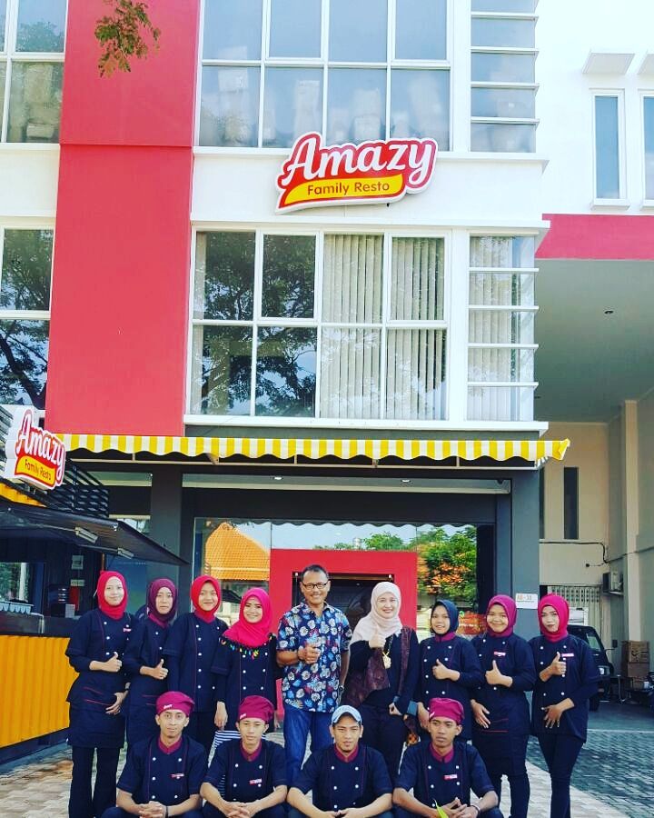 Amazy Family Resto Surabaya
