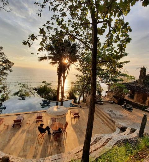 Cabin Hotel Bhayangkara