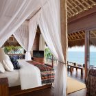5 Hotel untuk Staycation yang Menawarkan View Danau Toba