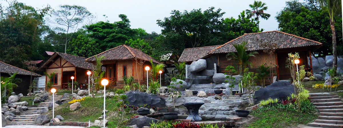 Kamar Rumah Kayu D'Kaliurang Resort