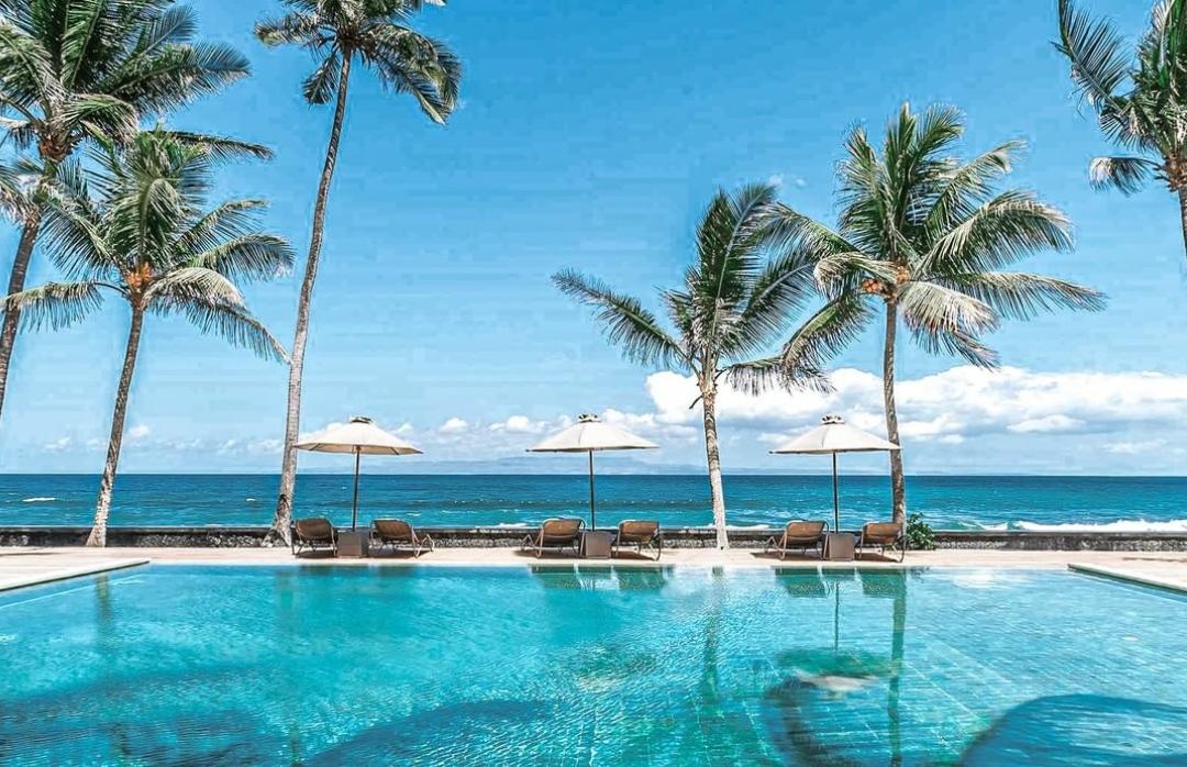 Staycation dengan Pemandangan Pantai Indah di Bali