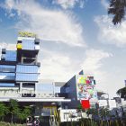 Dukung Sumber Energi Terbarukan, Jambuluwuk Thamrin Hotel Sediakan Fasilitas Stasiun Pengisian Kendaraan Listrik