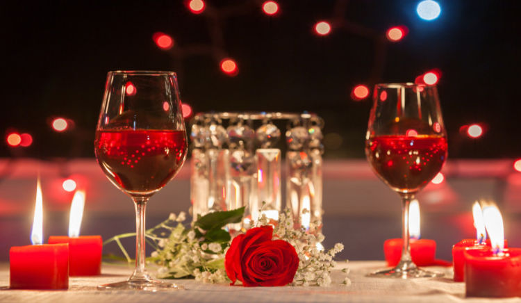 Hotel Santika BSD Teraskota Sajikan Pengalaman Romantis lewat Valentine’s Day Dinner