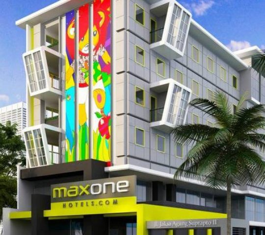 Maxone Ascent Hotel Malang