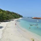5 Wisata Pantai di Jember dengan Spot Foto Paling Populer