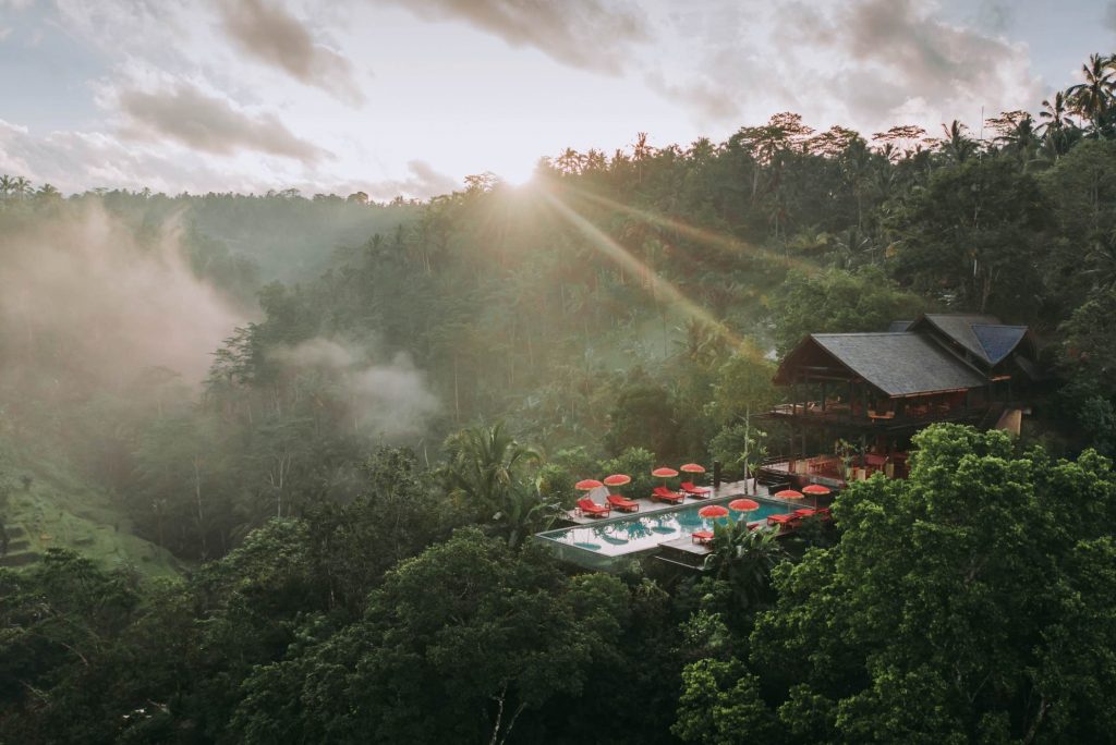 A Bayan Tree Escape, Resort Mewah Baru Tawarkan Sensasi Menginap Di Alam Terbuka