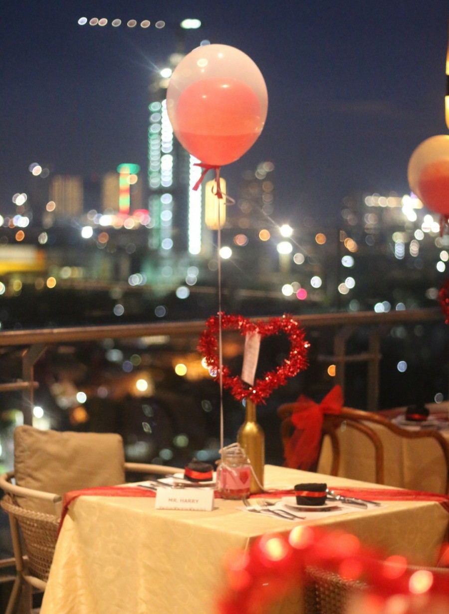 Romantic Dinner Java Paragon Hotel & Residences