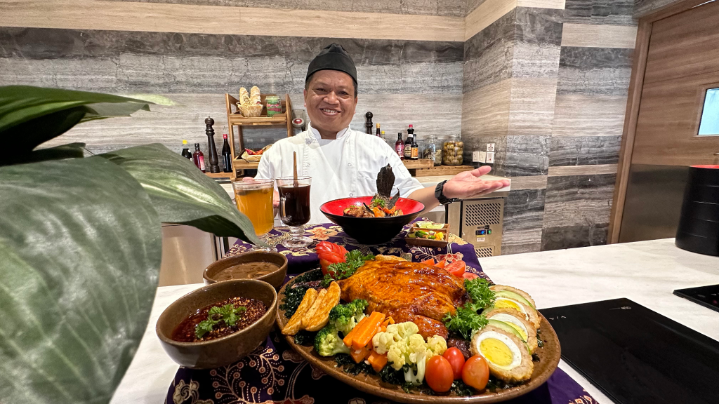 Sous Chef Puryanta Bersama Menu Promo Ulang Tahun Jakarta