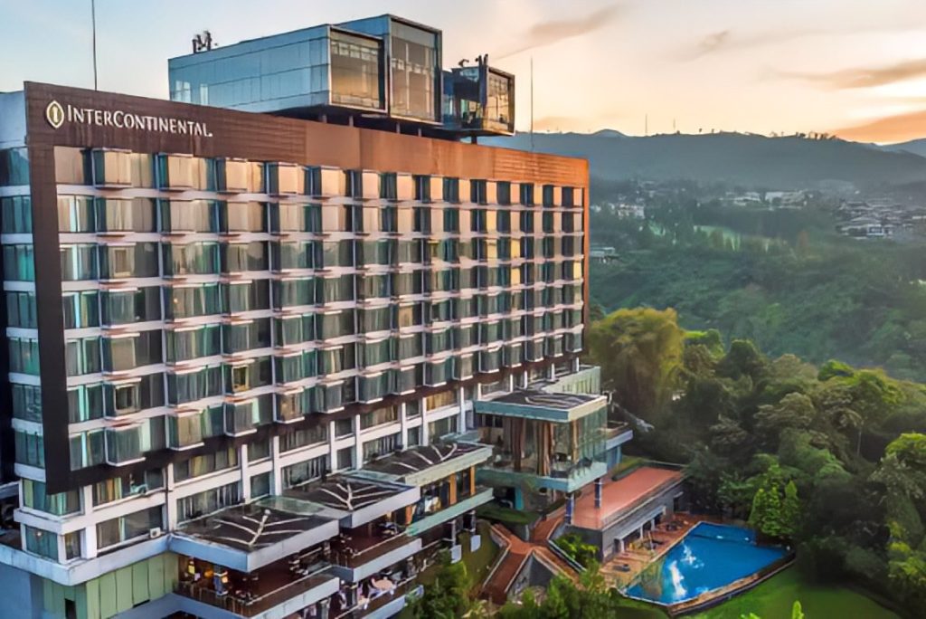 3 Rekomendasi Hotel Bintang 5 di Bandung dengan View Bagus dan Beragam Fasilitas Menarik