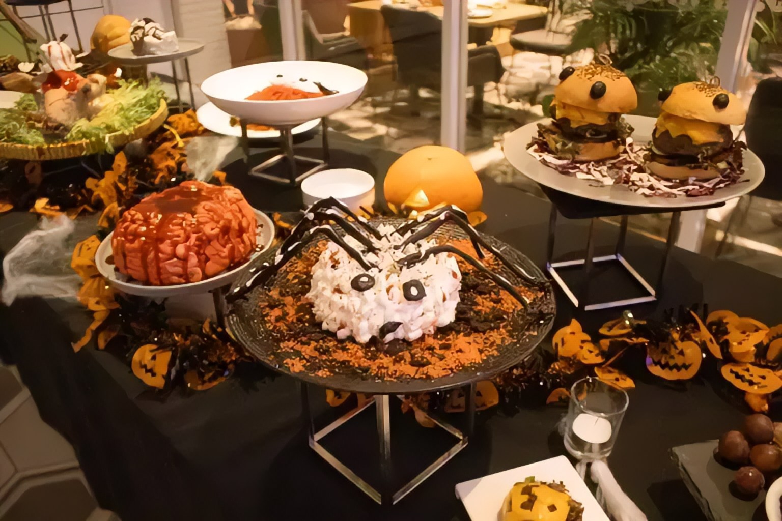 Harris Hotel Kelapa Gading Jakarta Persembahkan Menu Halloween Dengan Tema Annabelle Haunted Feast