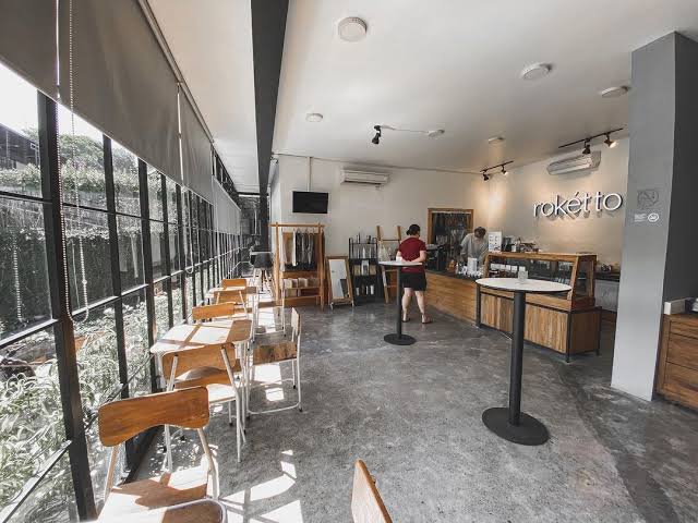 Roketto Cafe Malang
