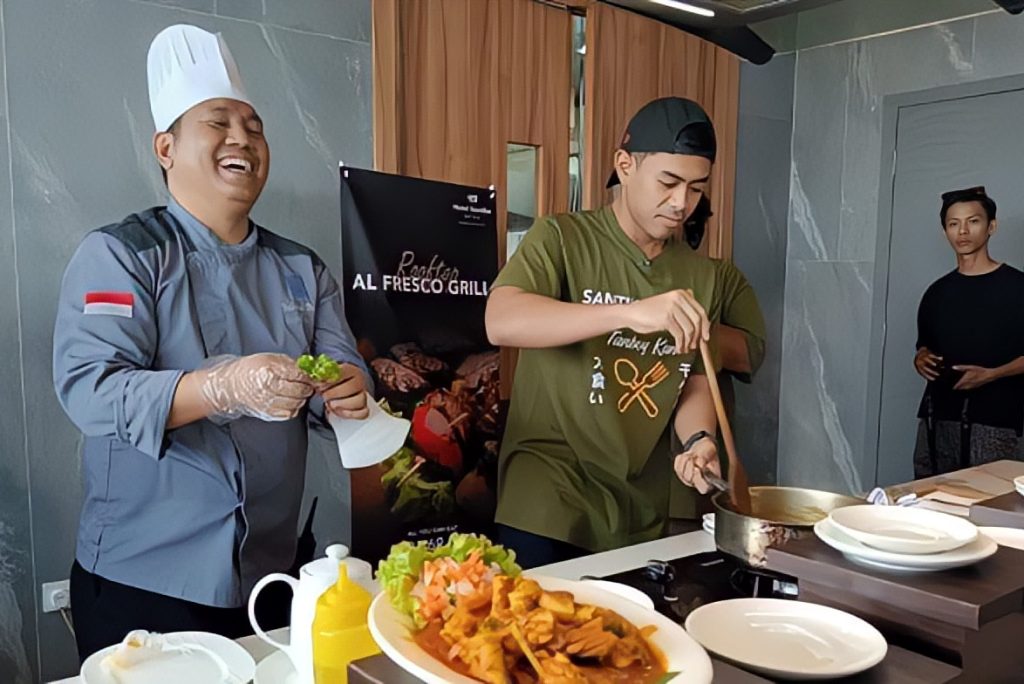 Tanboy Kun Ikut Serta Merayakan 1th Anniversary Hotel Santika Batam, Dalam Event Mukbang Vaganza
