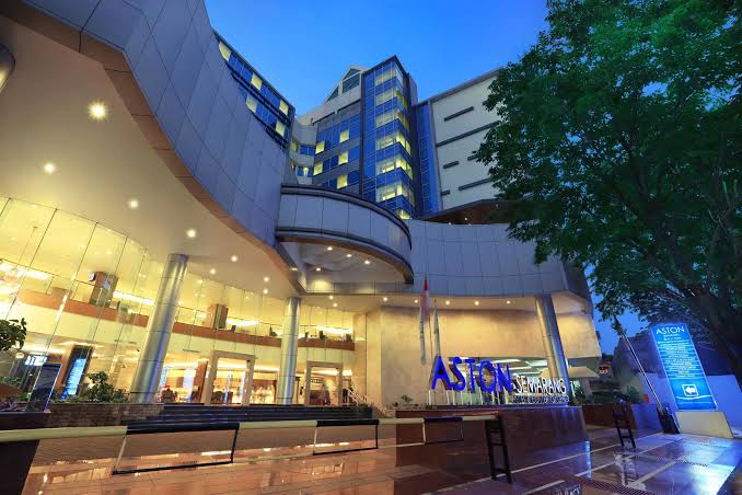 Aston Semarang Hotel