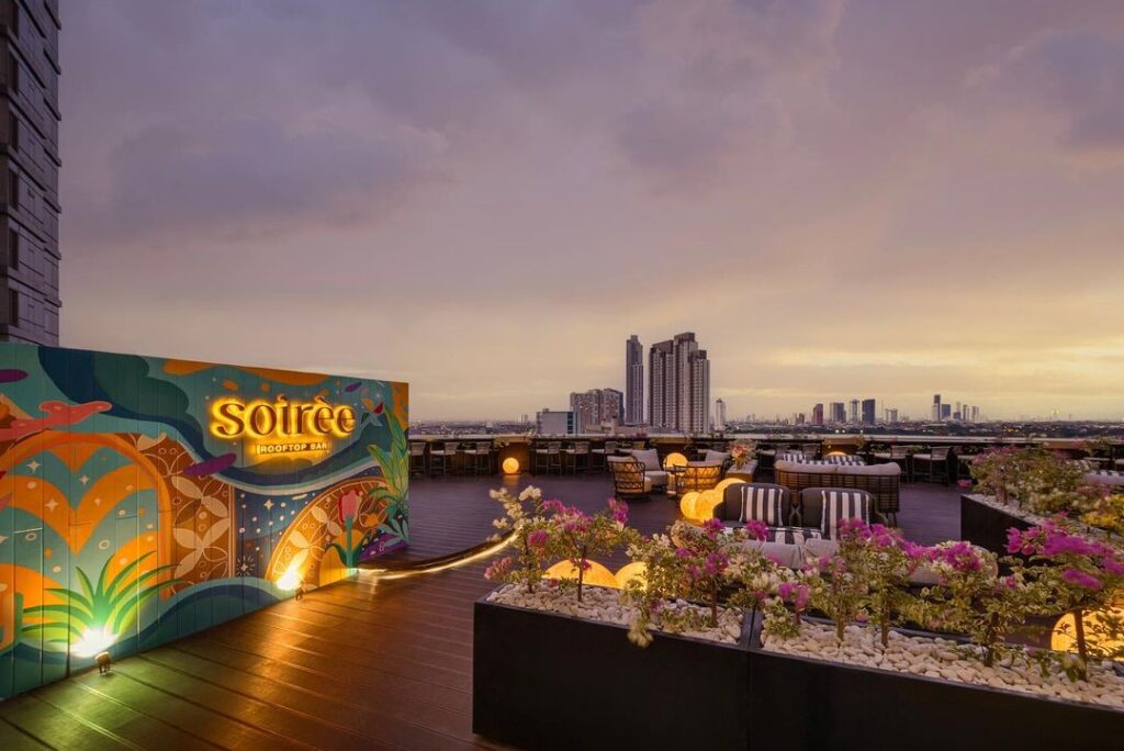 Rooftop Restaurant di Surabaya ini Cocok Untuk Ciptakan Makan Malam Romantis Bareng Pasangan