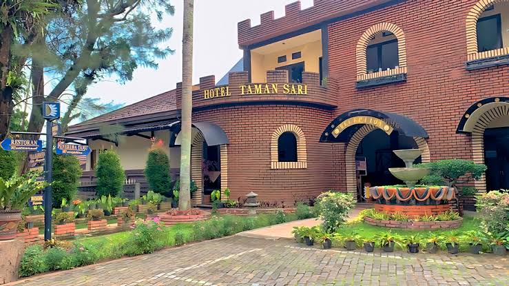 Taman Sari Hotel and Resort