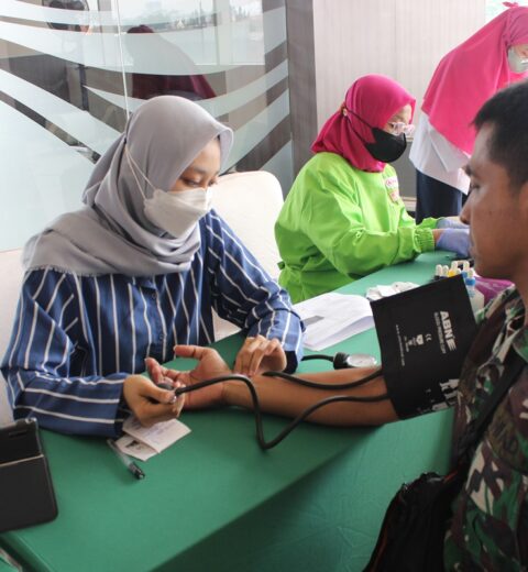 Ascott Bagikan Lebih Dari 2.000 Kotak Takjil Kepada Masyarakat di 15 Kota di Indonesia