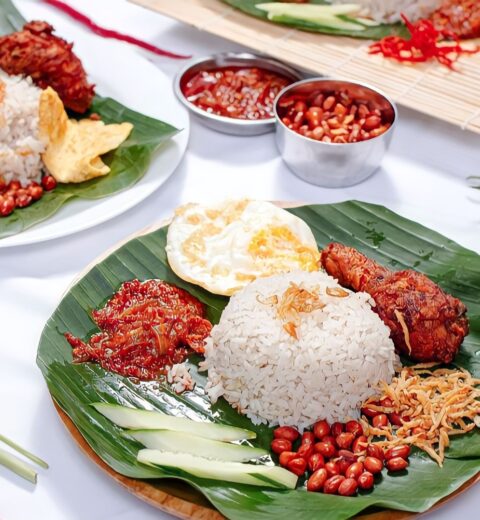 Serbu! Holiday Inn Express Jakarta Wahid Hasyim Tawarkan Chistmas Eve Dinner dengan Harga 100ribuan!