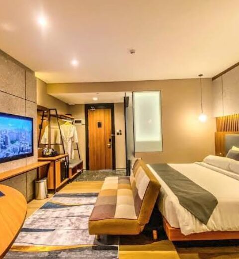 Pengalaman Menginap yang Modern dan Cozy di Hotel Ibis Surabaya Tidar