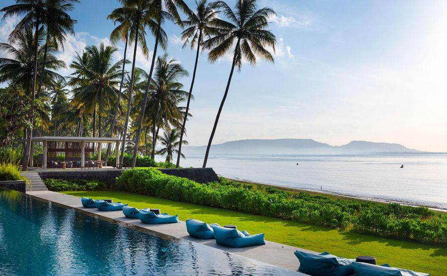 Bukan di Bali, Inilah 5 Hotel di Banyuwangi yang Memiliki Pemandangan Pantai Tercantik