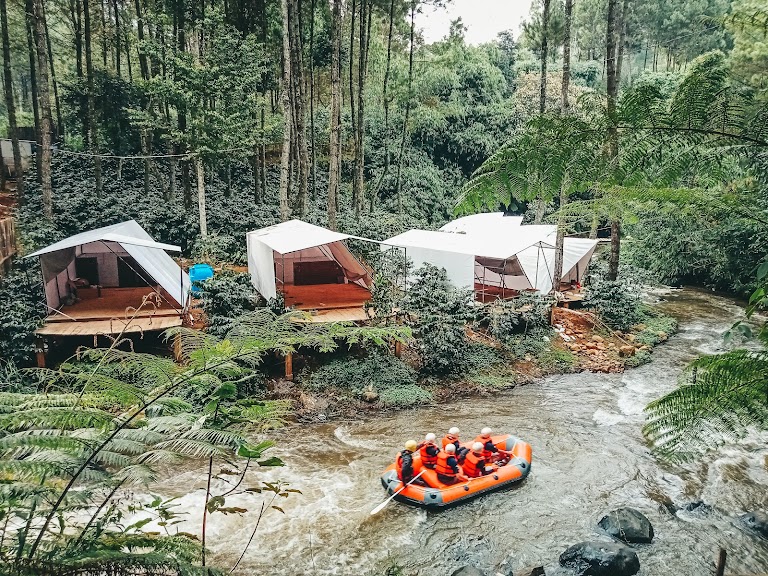 LuxCamp Riverside Pangalengan by Horison