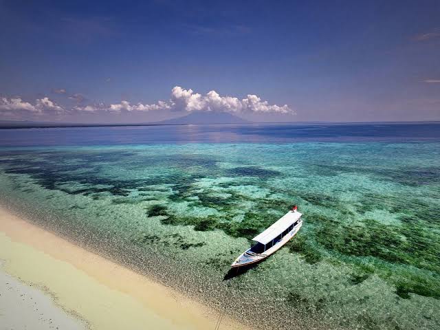 Pantai Pulau Talabuhan