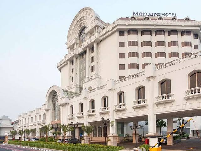 Mercure Batavia