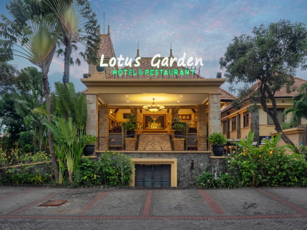 Sambut Tahun Baru dengan Kemewahan dan Kejutan di Lotus Garden Hotel Kediri!