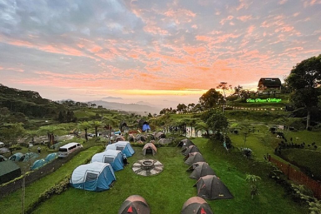 Rayakan Akhir Tahun dengan Liburan Hemat di Puncak Bogor: 10 Hotel Murah yang Wajib Kamu Coba!