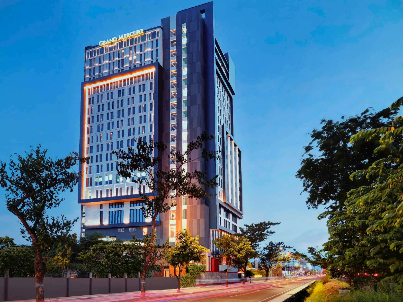 Hotel Grand mercure Surabaya