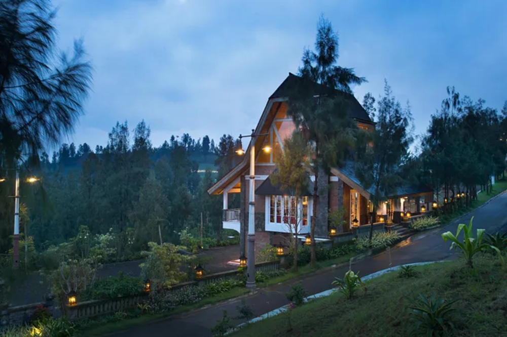 Plataran Bromo Resort & Venue terletak di salah satu lanskap paling menakjubkan di Indonesia