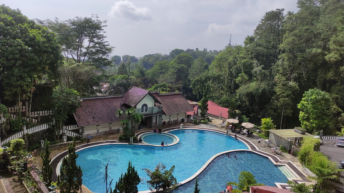 Pines Garden Resort