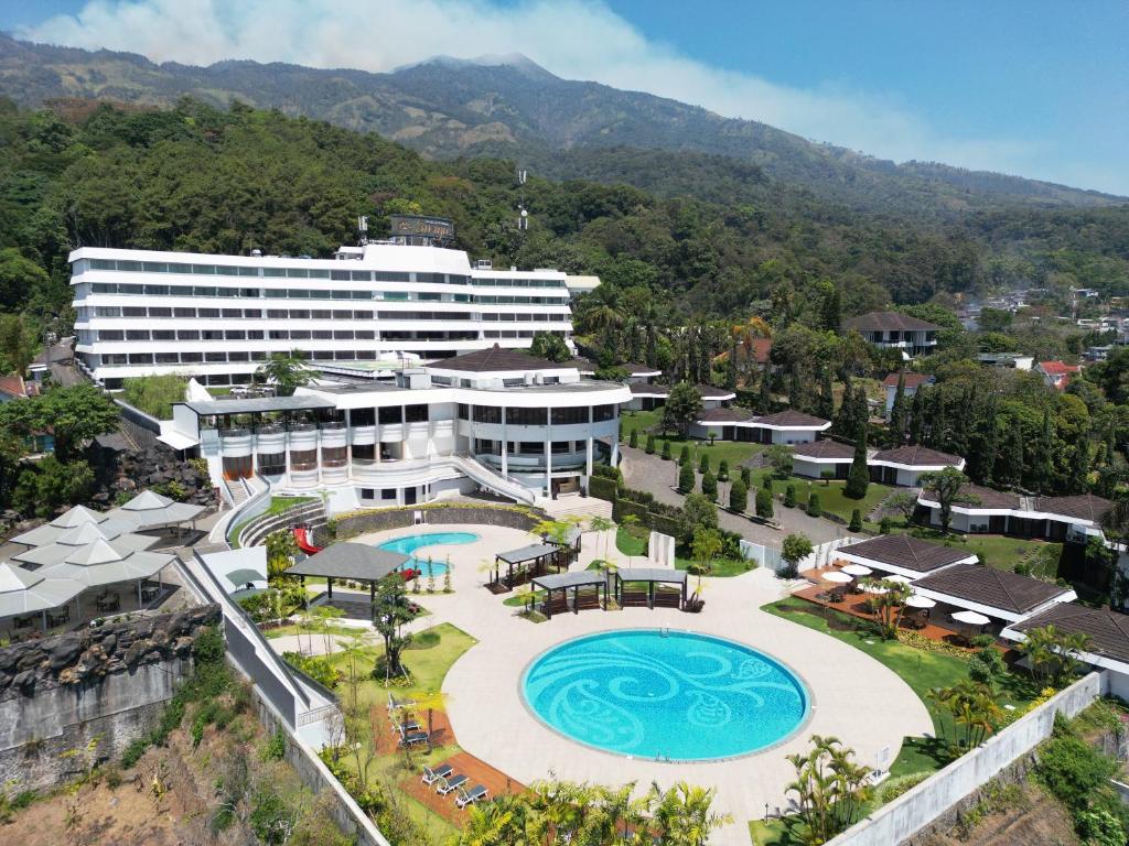 Surya Hotel & Cottages