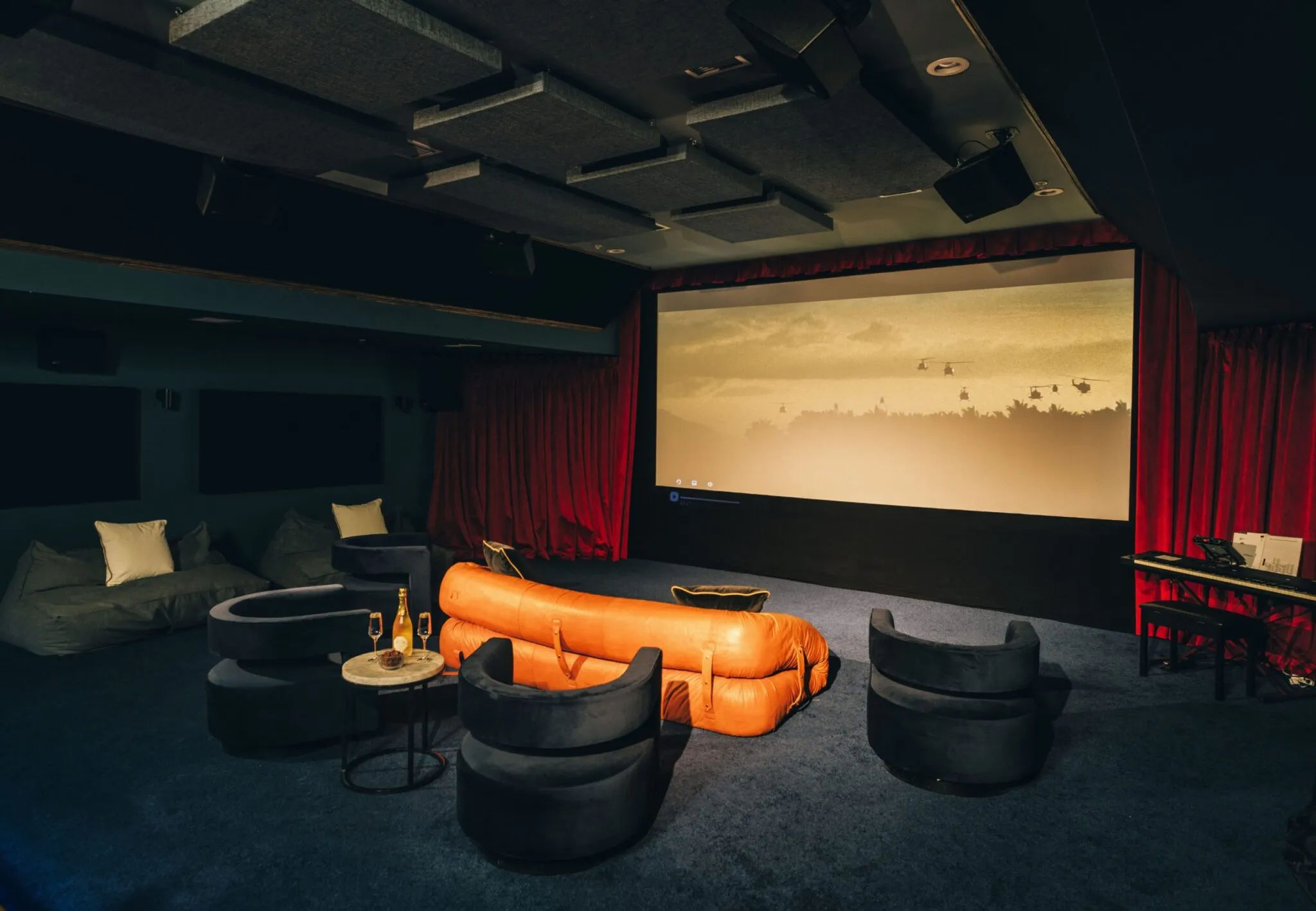 All-Movie Hotel