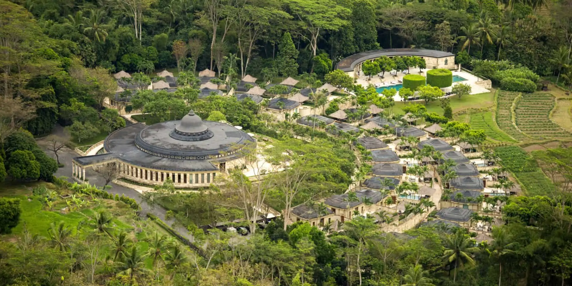 Amanjiwo Resort