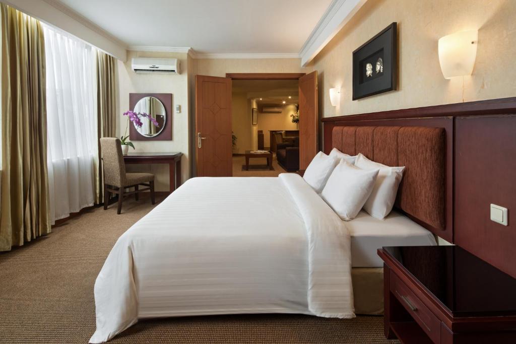 Golden Boutique Hotel