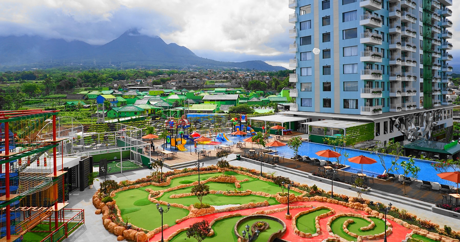 Senyum World Hotel