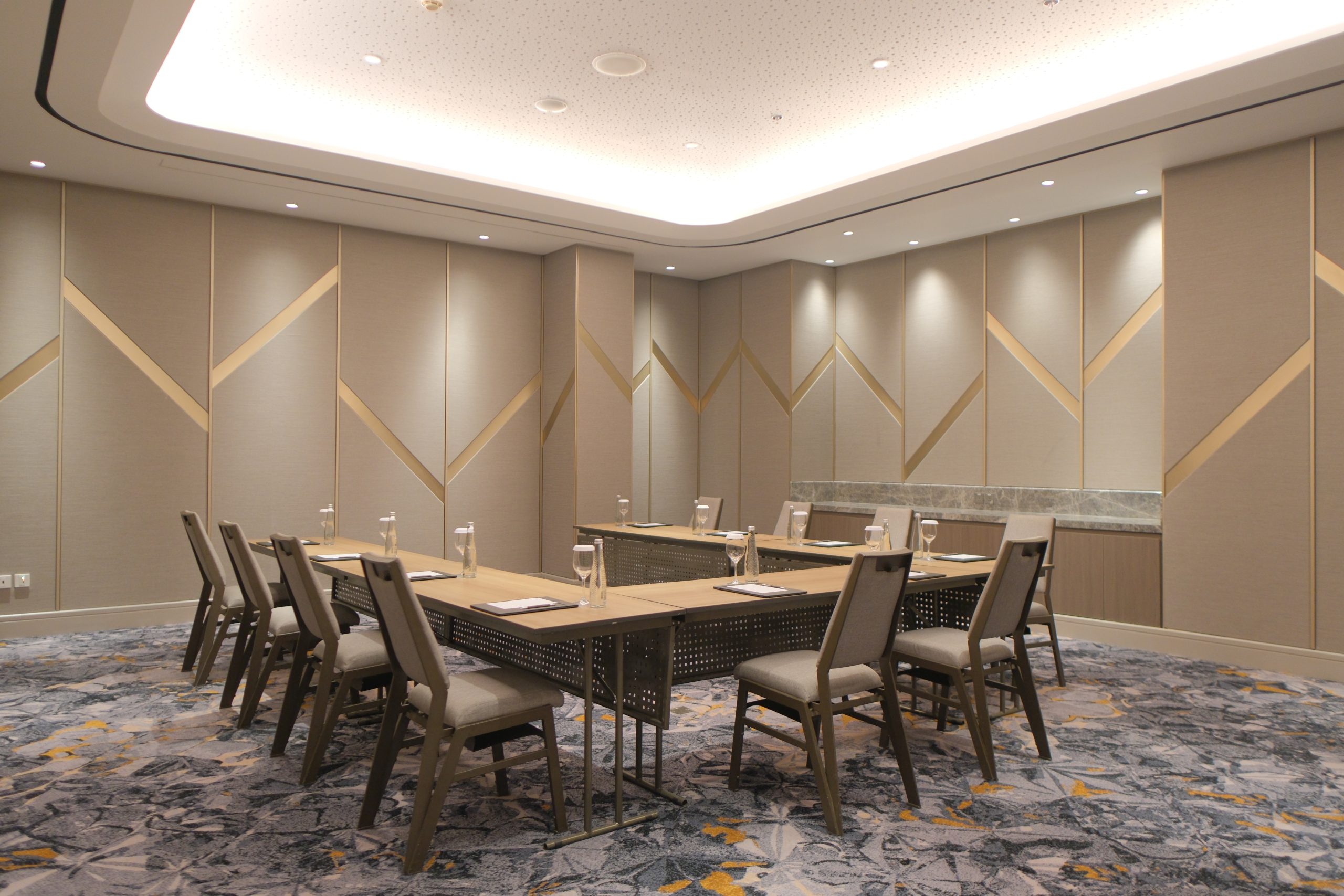 Sheraton Mezzanine Foyer