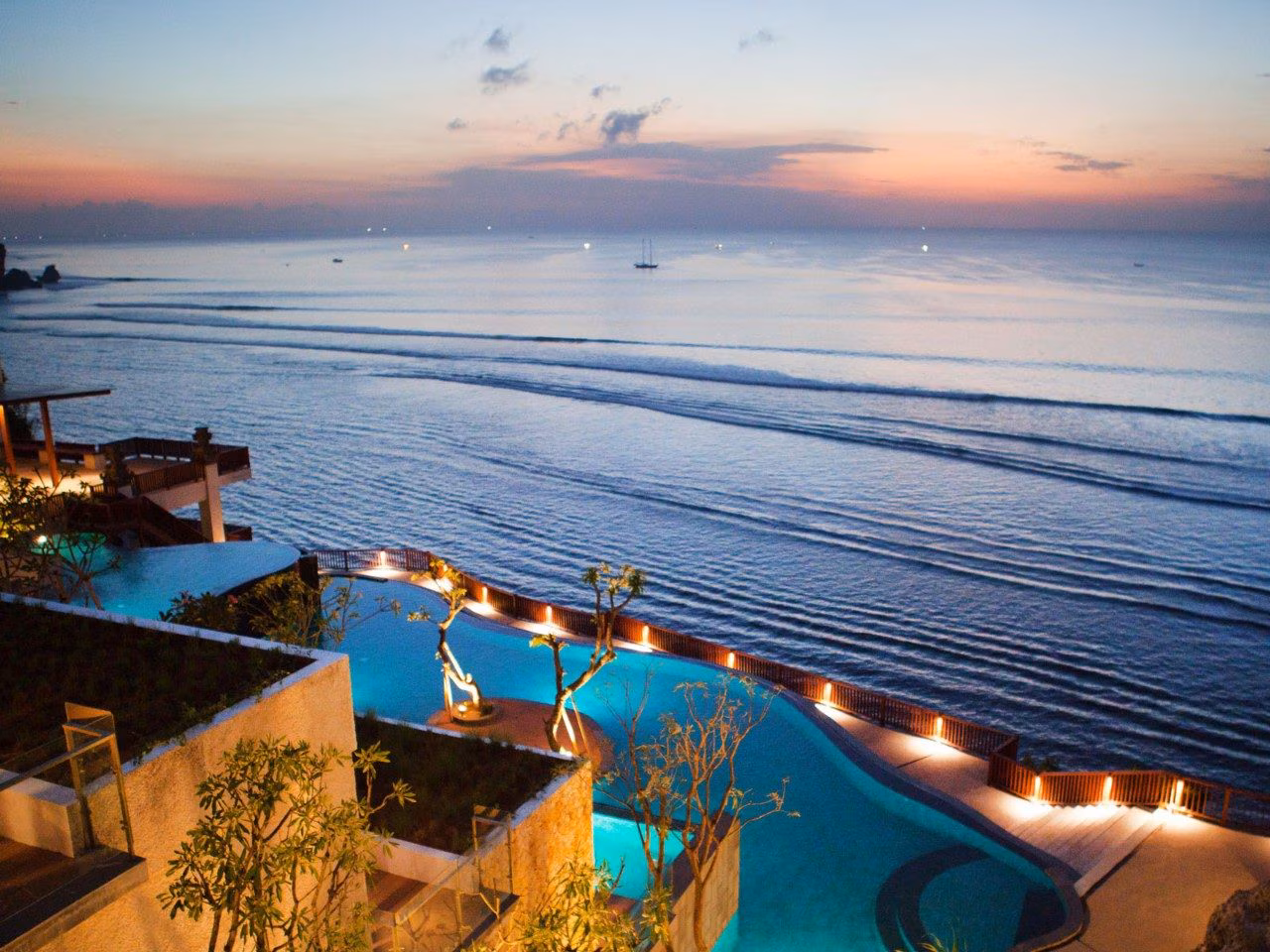 Pemandangan Anantara Uluwatu Resort