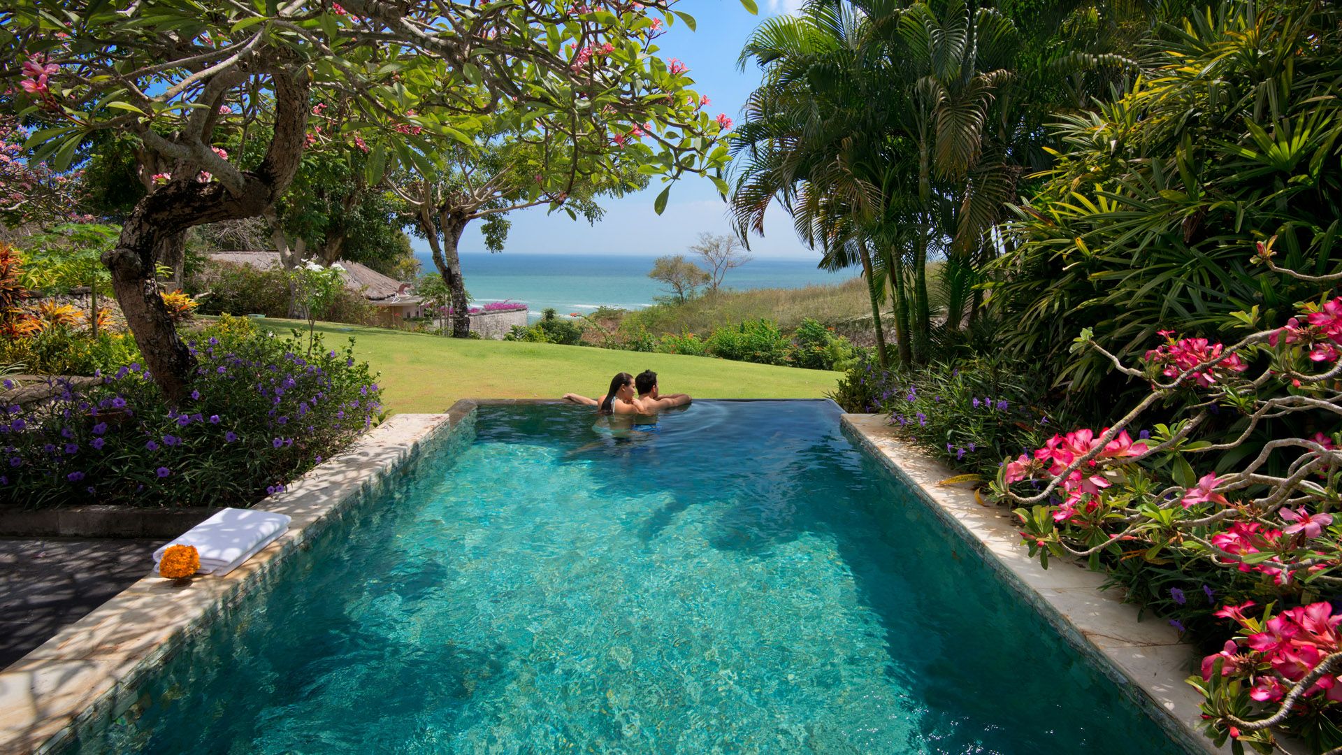 Ayana Resort And Spa Infinity Pool