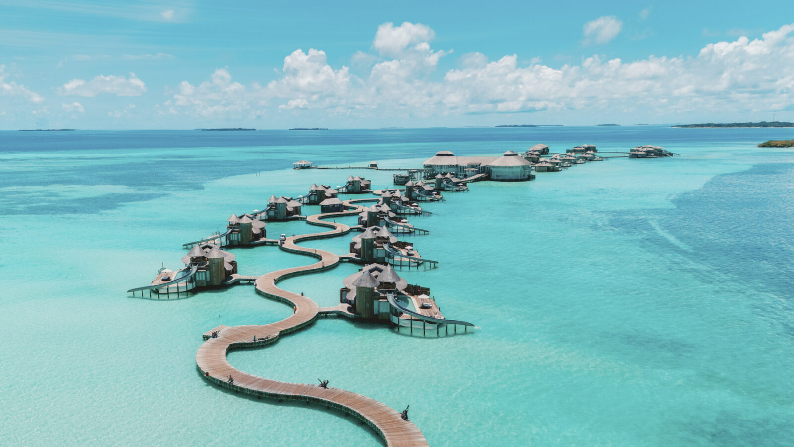 Pemandangan Dari Atas Villa Soneva Jani