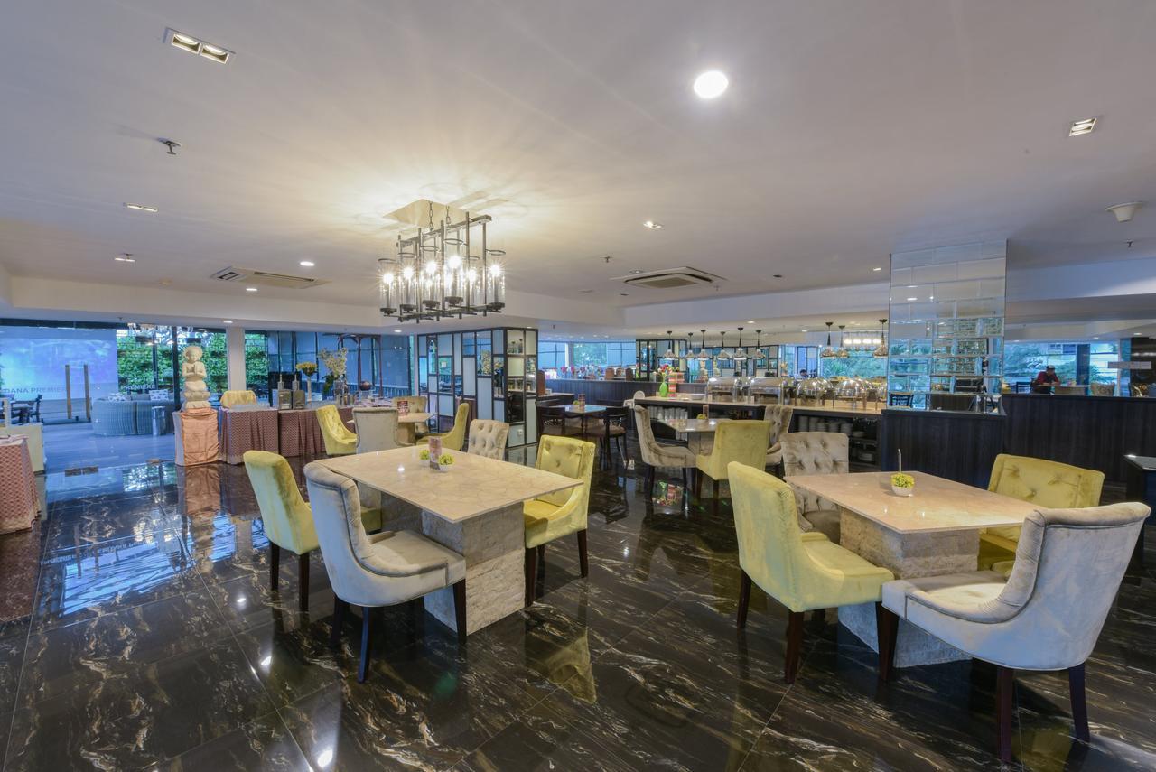 Royal Regantris Cendana