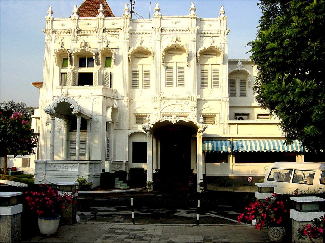 Hotel Candi Baru