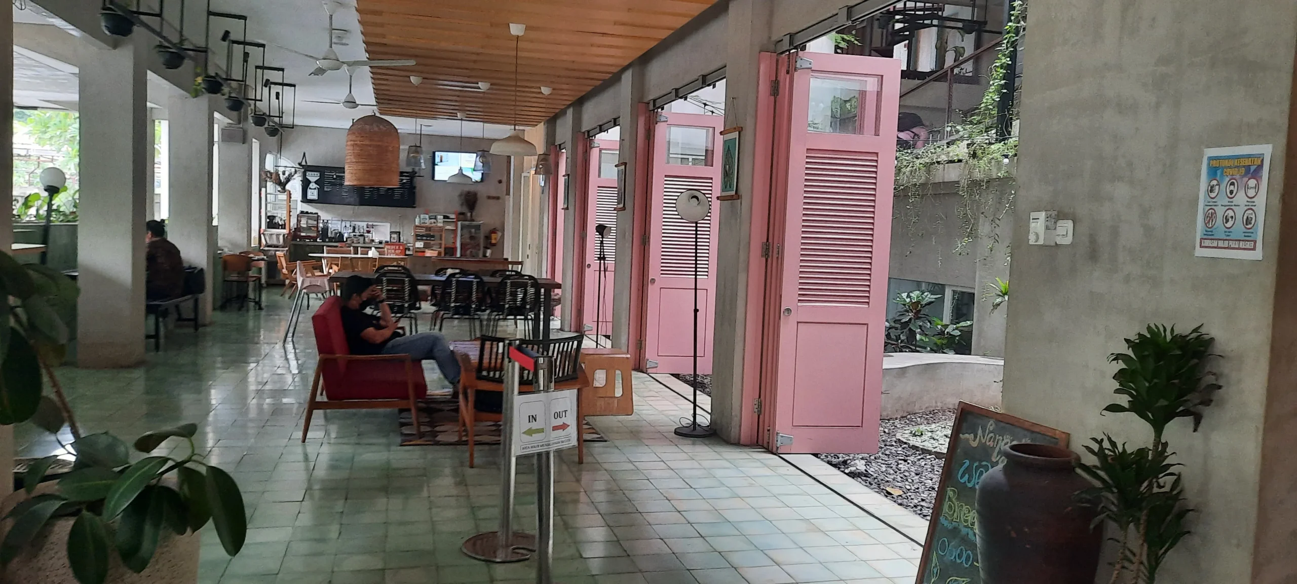 Cafe pana house Surabaya