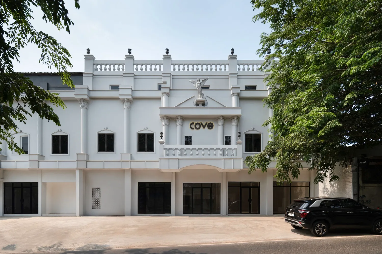 Cove Veranda, hotel dekat TMII