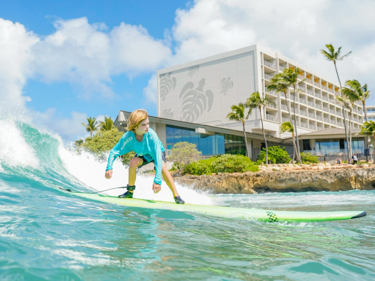 Hotel dengan Aktivitas Surfing