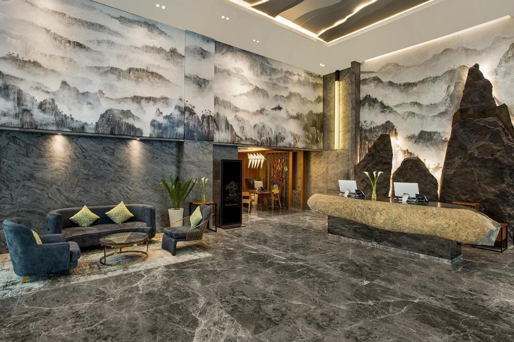 the manohara hotel yogyakarta