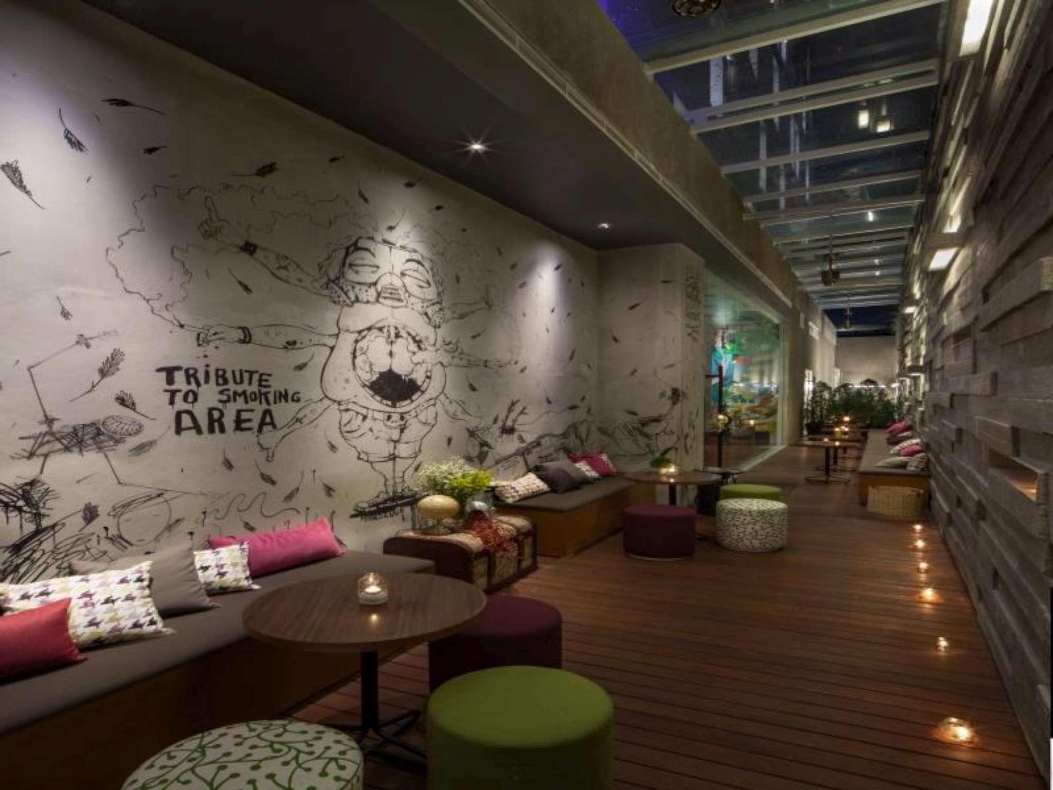 Area Lobi Artotel thamrin