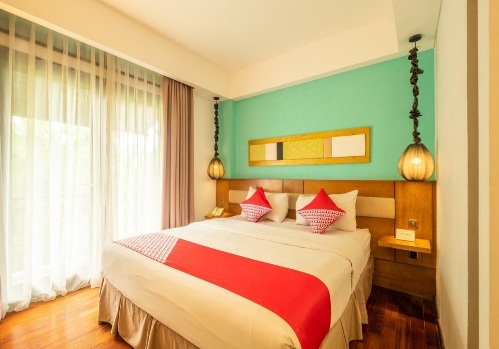 Interior kamar the silk at dago