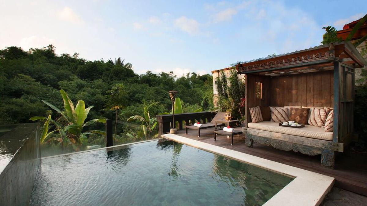 Private Pool Novus Giri Resort & Spa